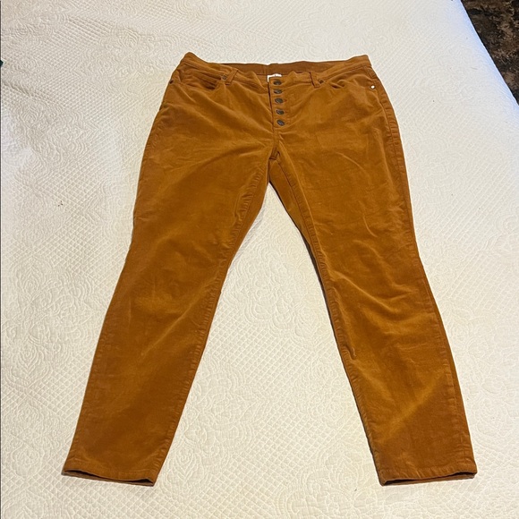 CAbi Amber Corduroy Trousers - Picture 1 of 3